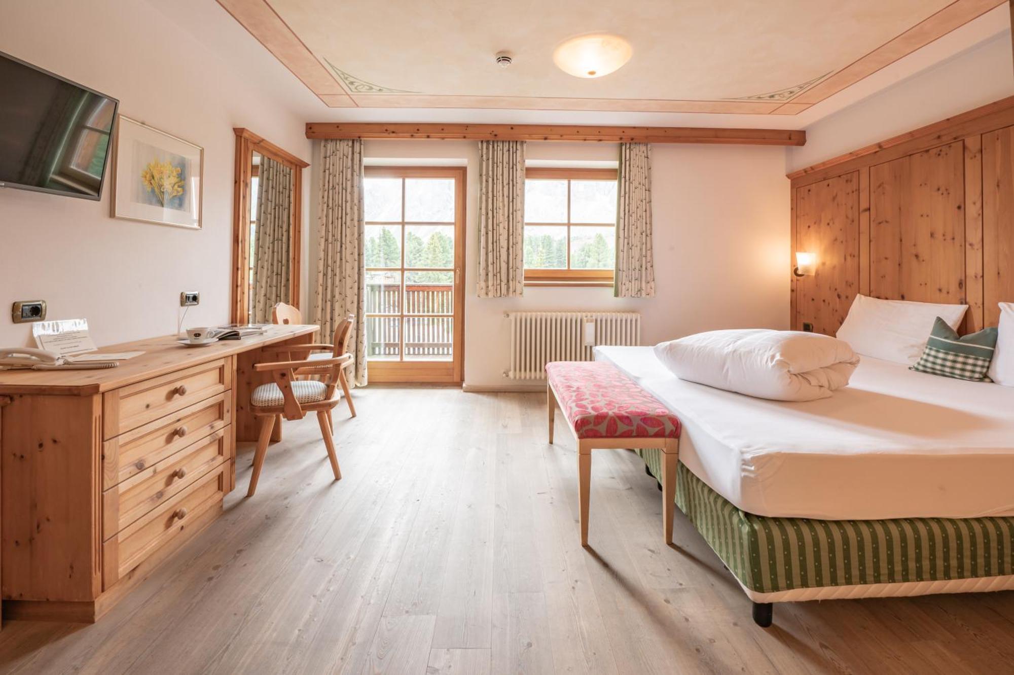 Hotel Uetia De Boerz San Martino in Badia Exteriér fotografie