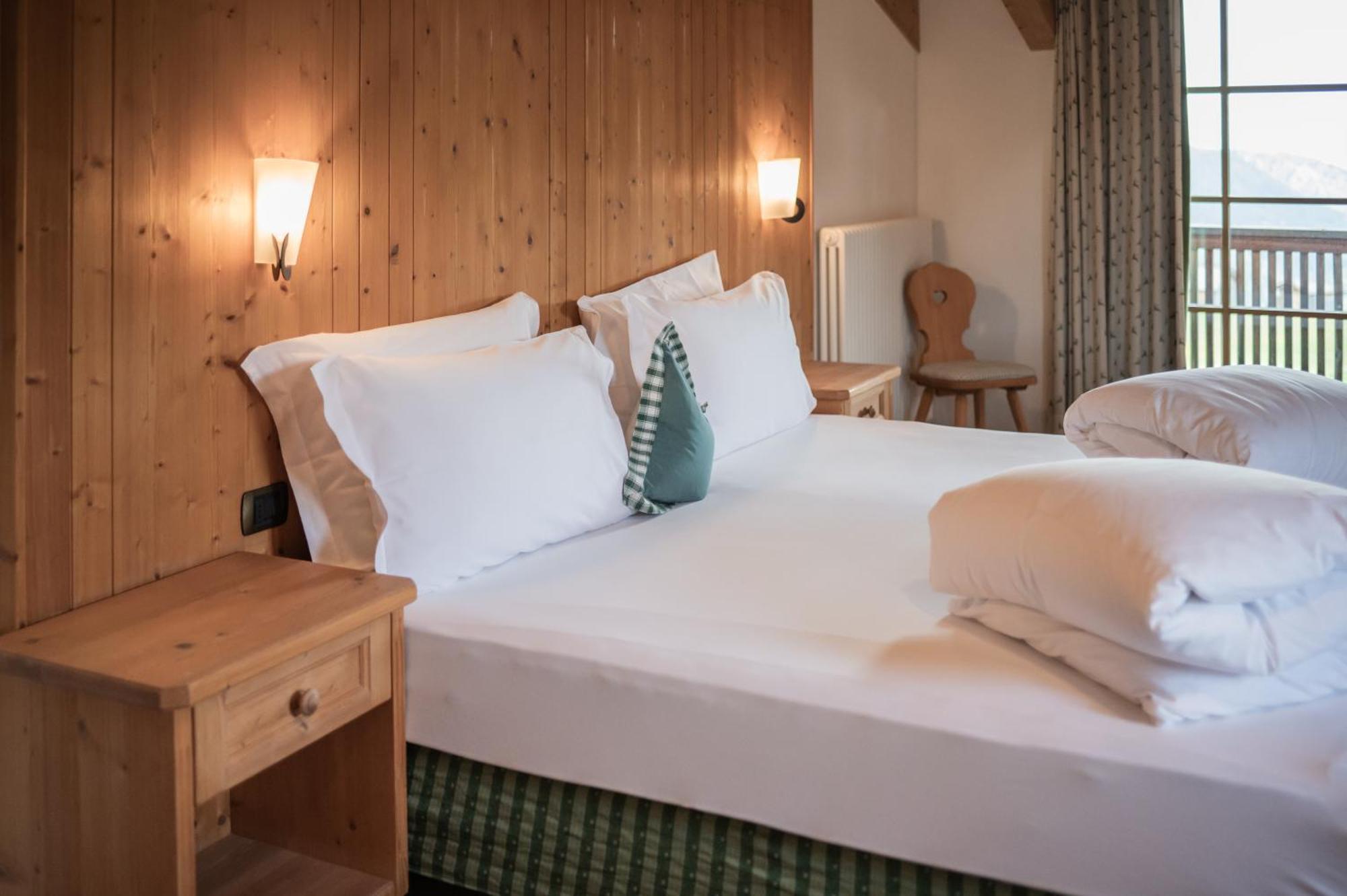 Hotel Uetia De Boerz San Martino in Badia Pokoj fotografie