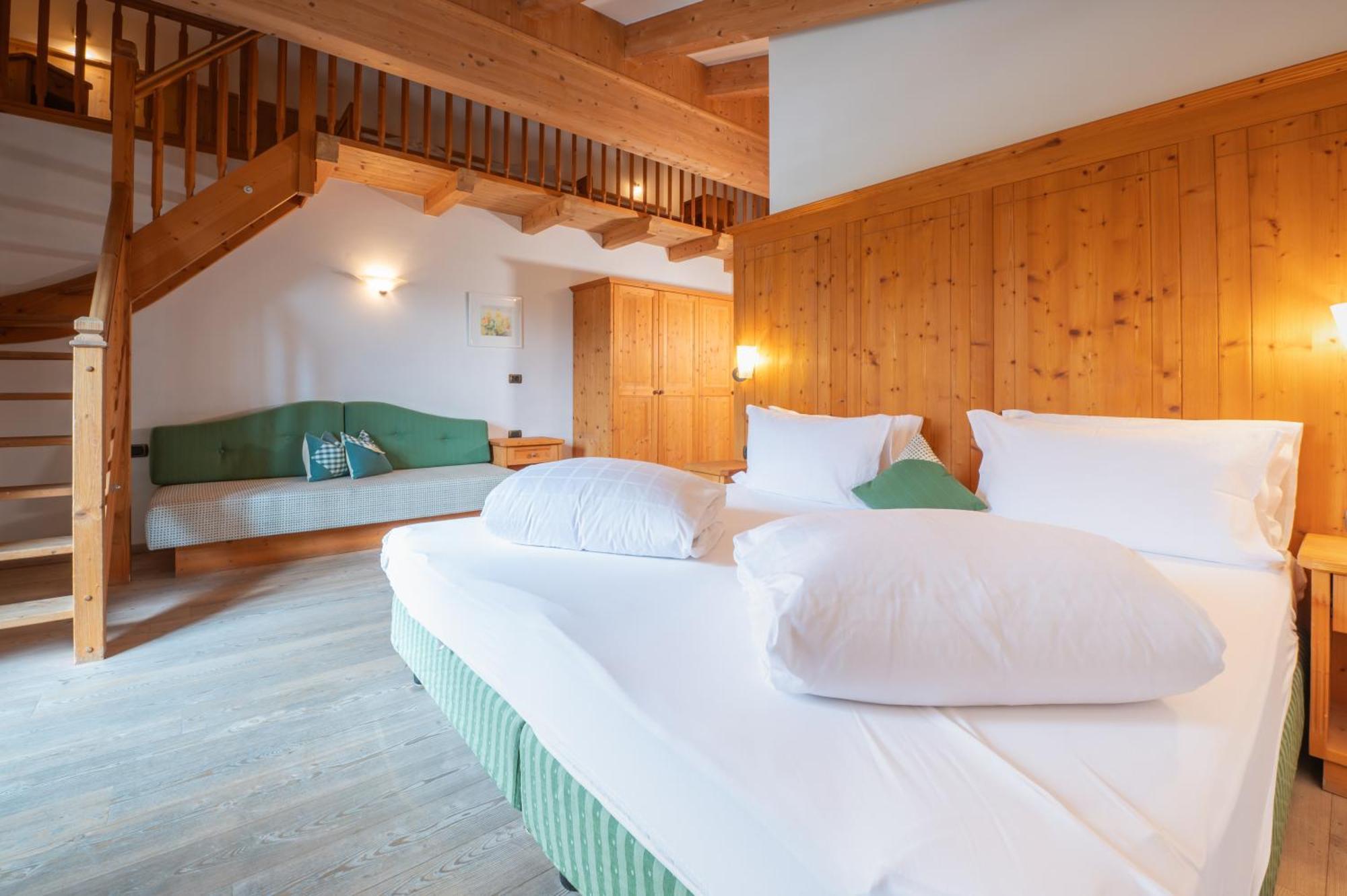 Hotel Uetia De Boerz San Martino in Badia Exteriér fotografie